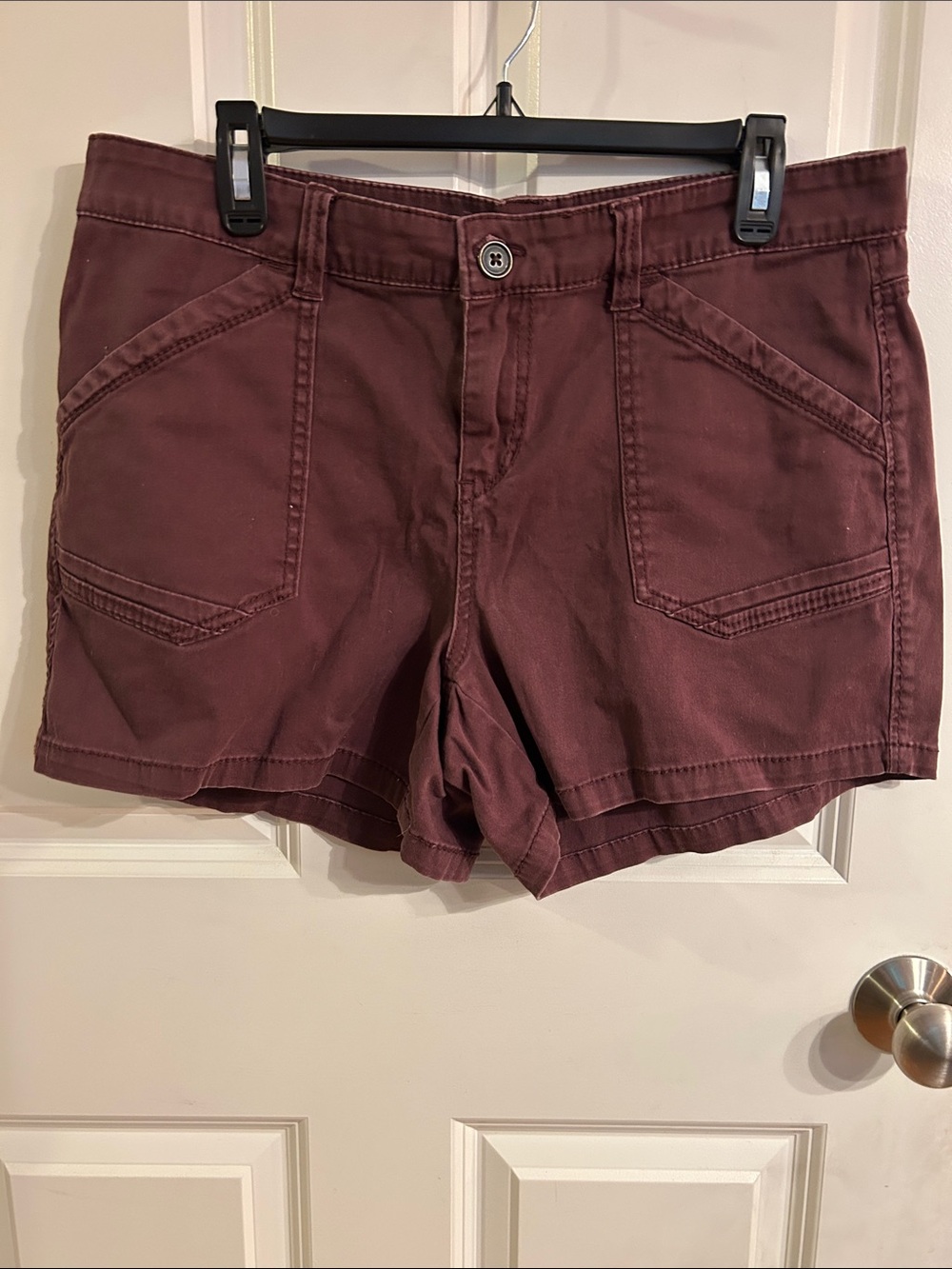 Women's Burgundy Utility Jean Shorts with Front Pockets